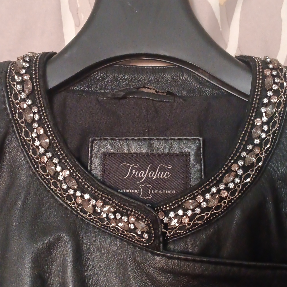 Jacket - Picture 7 of 9